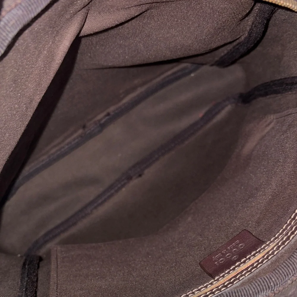 Gucci GG Supreme Canvas Messenger Bag with Dark Brown Trim